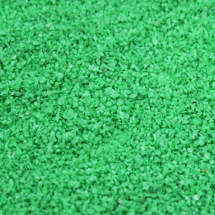 301527080913 Песок цветной салатовый (кварцевая крошка, фракция 0,5-1 мм) вес: 800г объем: 650мл