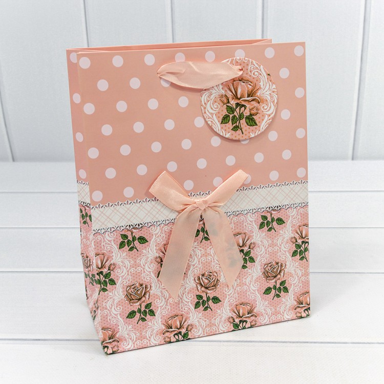 000145E Пакет подарочный 18*23*10 см 230 гр "Люкс" (микс) 1/20 1/360