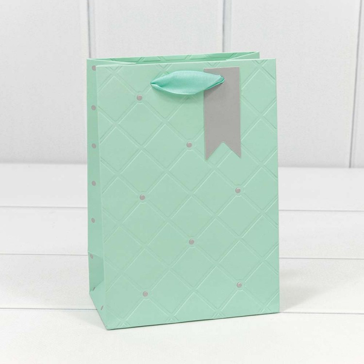 000152G Пакет подарочный "Эксклюзив" (микс) 14*20*8 230г 1/20 1/480